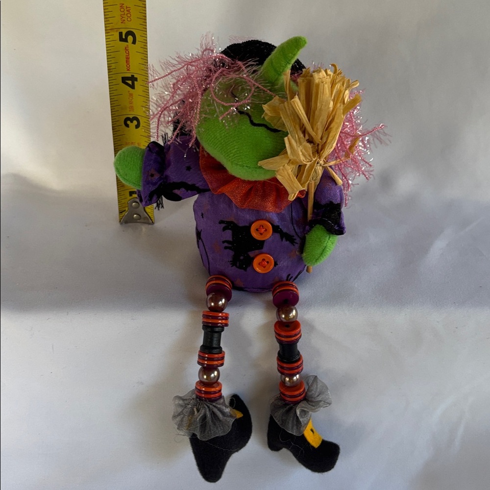 HALLOWEEN VINTAGE VERY CUTE SITTING FIGURINES DOLLS DECORATION Shelf Sitters - Picture 12 of 14